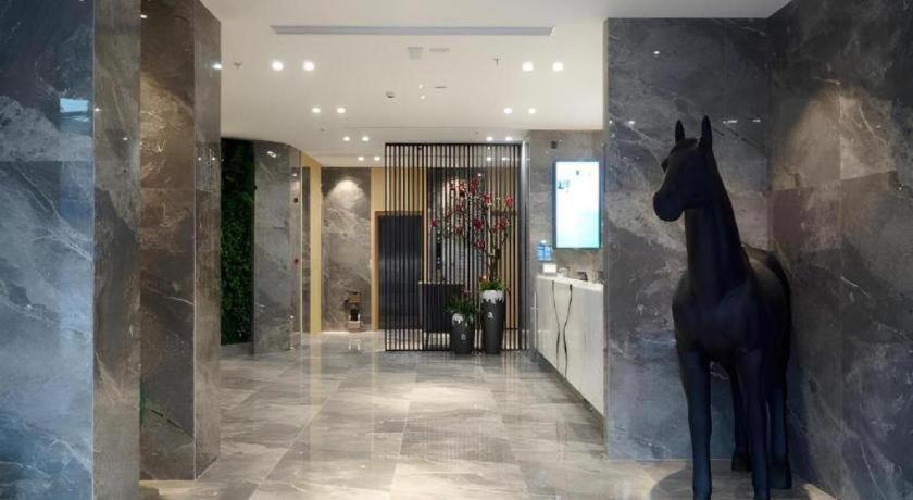 Hotel Jinjiang Style Pudong College Of Finance And Management Caolu Town Government 2*