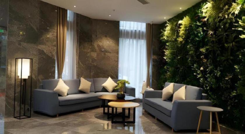 Jinjiang Style Pudong College Of Finance And Management Caolu Town Government 2*